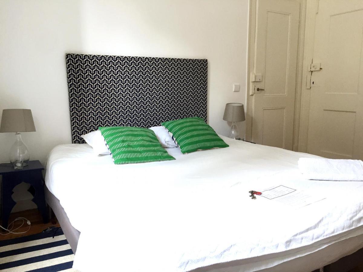 The Color Hostel Lisboa Extérieur photo